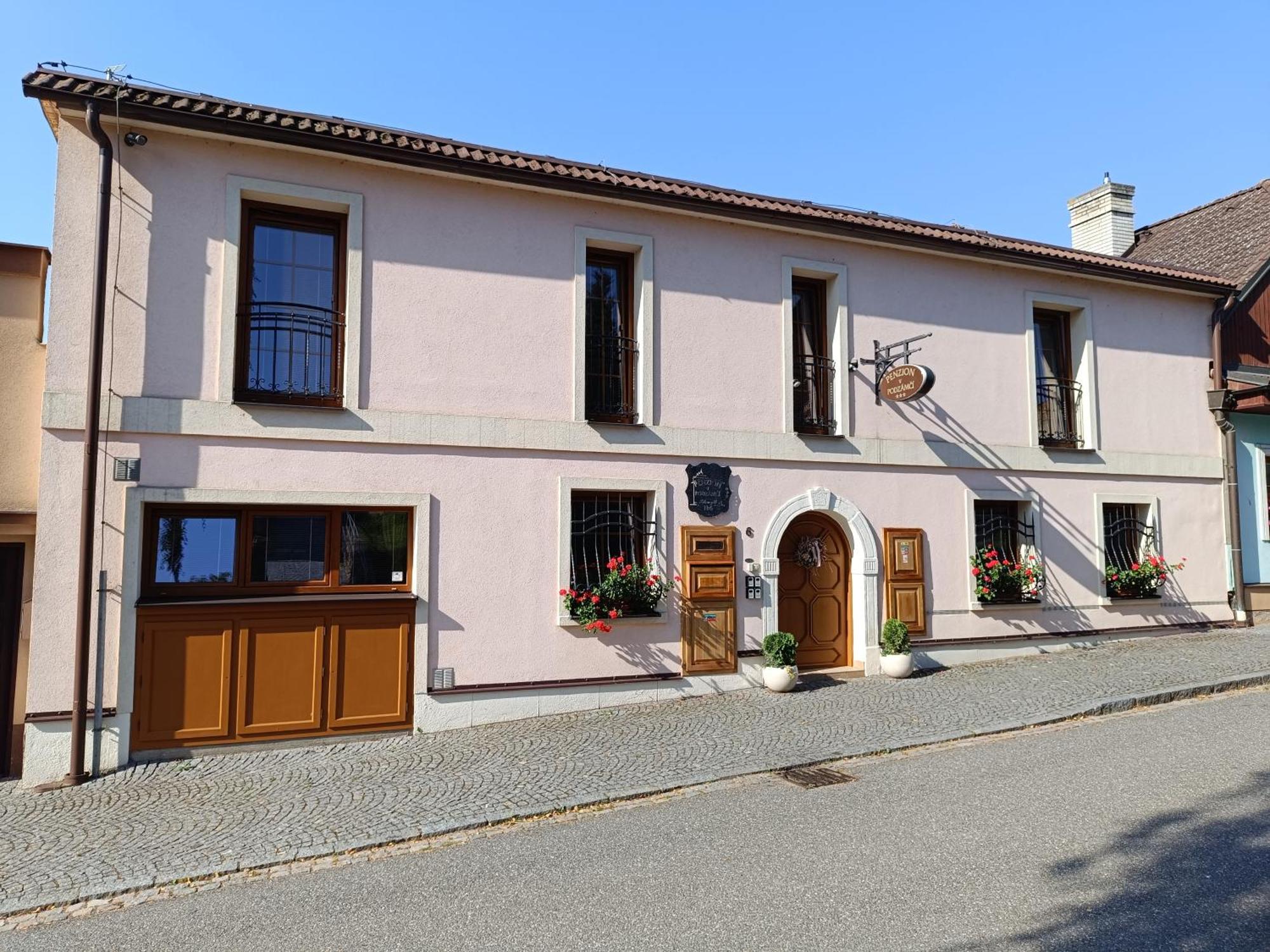 Penzion V Podzamci Litomysl Exterior photo